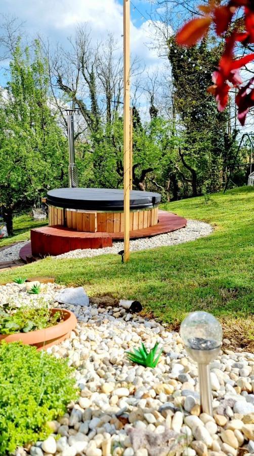 Kuca Za Odmor Malia Sa Spa Hot Tub Jacuzzijem - Nice And Cozy - Free Tickets To All City Attractions Thurdevac Экстерьер фото